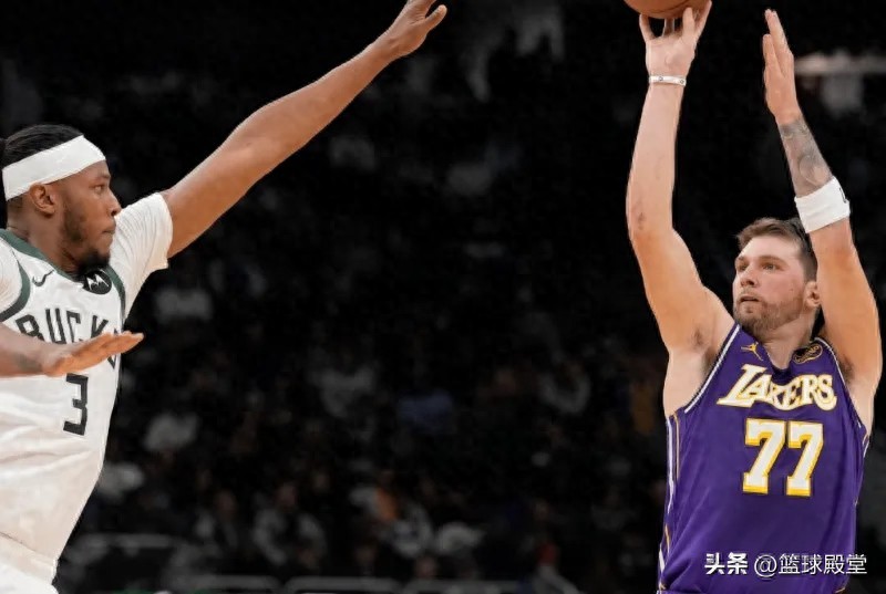 湖人三核终于共存！东契奇展最佳模式，里弗斯双能卫，艾顿受益！